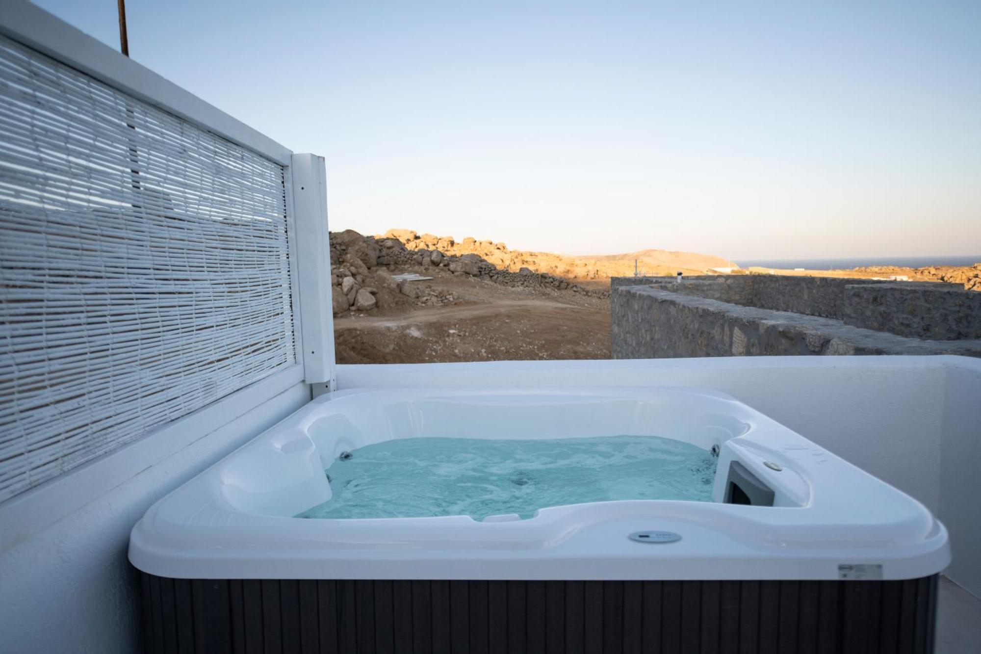 The Ammonite Resort Plintri Luaran gambar